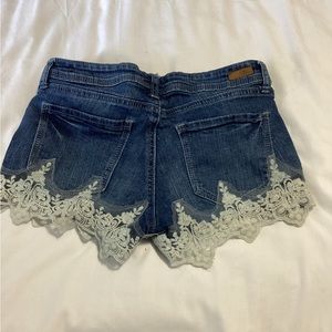 Almost Famous mid rise short women’s